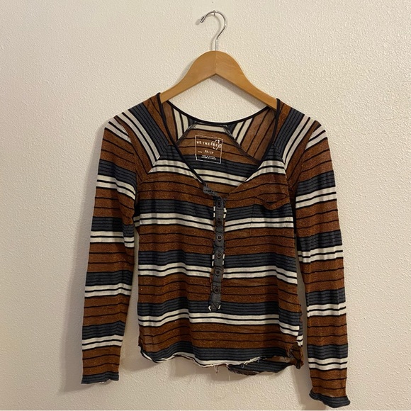 Free People Tops - Free People Distressed Metallic Gold & Grey Strip Baseball Tee XS